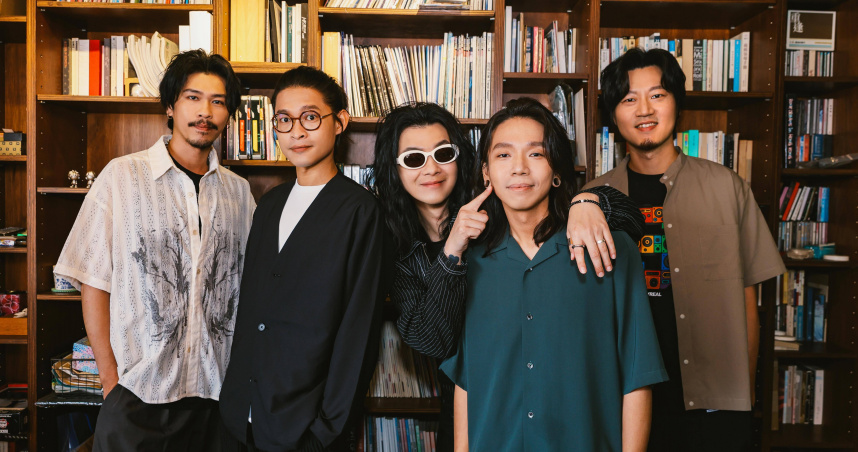 麋先生集體寵愛以諾（右二）的女兒。（圖／相信音樂提供）