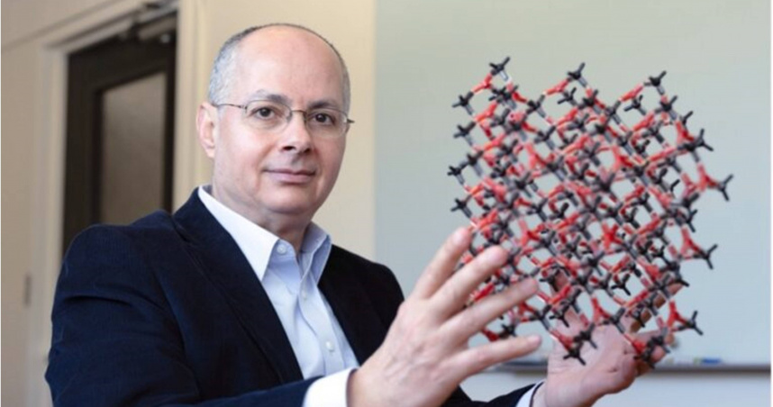 2025諾貝爾化學獎三位得主之一奧馬爾．亞基（Omar M. Yaghi）。（圖／引自IUPAC）