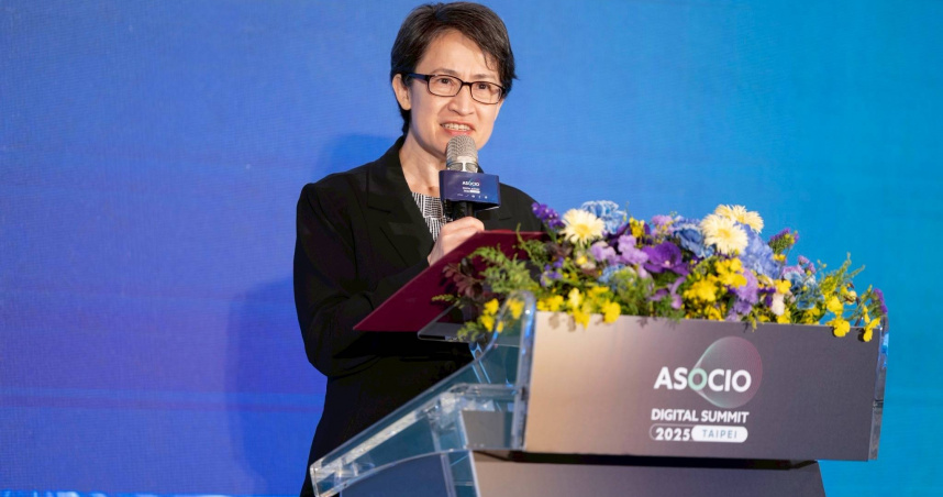 蕭美琴表示，台灣人正直、勇敢，願意為世界貢獻良善的力量，不會退縮、不會沉默。（圖／取自蕭美琴臉書）