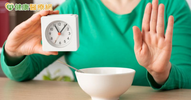 術前禁食目的在「預防嘔吐」