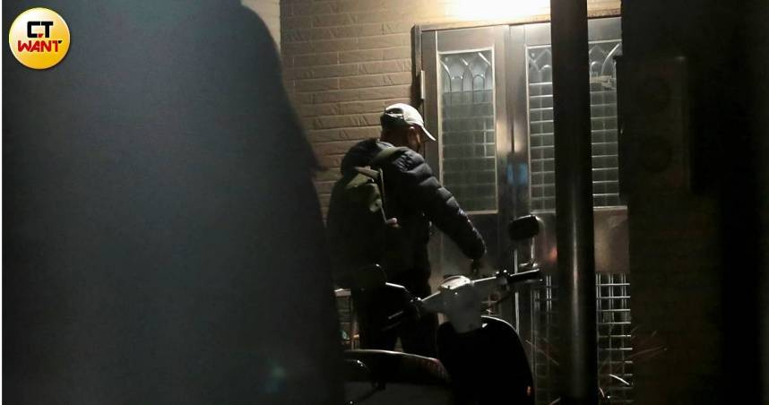 張文身世曝光！家境不錯卻長年與家人疏離　任空軍志願役自導自演酒駕遭汰除