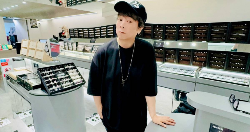 曹西平投資協助乾兒子Jeremy創業。（圖／翻攝臉書／曹西平）