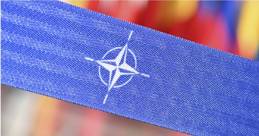 歐洲國家正討論在丹麥自治領土格陵蘭（Greenland）部署北約（NATO）的軍事資產。圖為北約標誌。（圖／達志／美聯社）