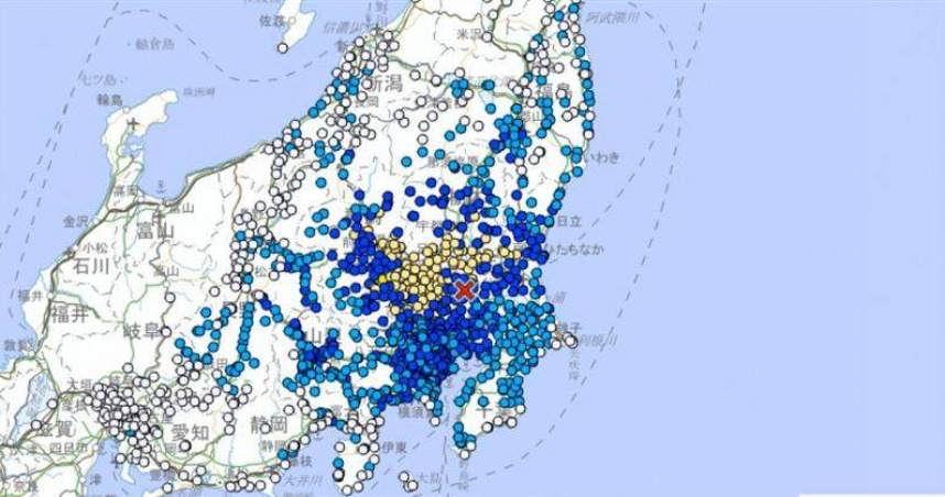 日本關東地區16日晚間發生規模5.5地震，首都圈多地明顯有感。（圖／翻攝自氣象廳網站）