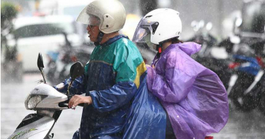 大雨特報!「 北北基宜」4縣市雨不停 沿海恐吹10級強風