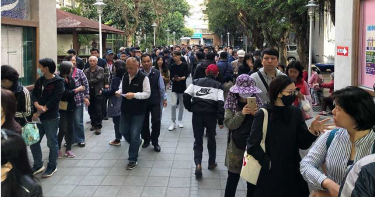 新北驚見選票被丟小吃攤 警採指紋追查:可判刑1年