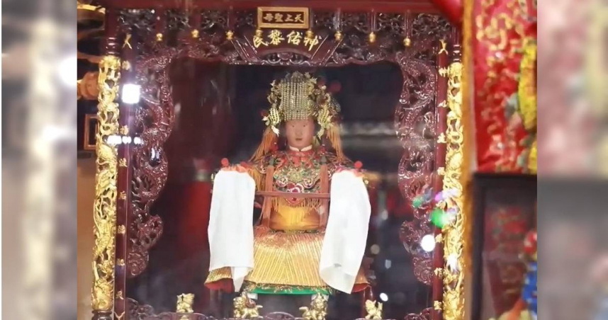 結束12天的閉關休養後，白沙屯拱天宮22日凌晨12點40分，舉行開爐儀式。（圖／擷取自白沙屯拱天宮臉書）