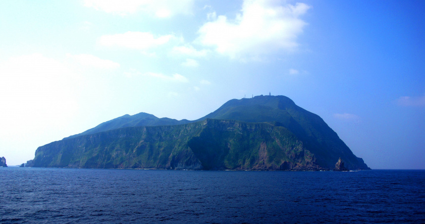 鹿兒島十島村的惡石島。（圖／翻攝自維基百科）