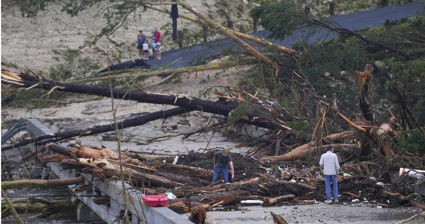 德州中部山洪暴發釀37死。（圖／達志／美聯社，下同）