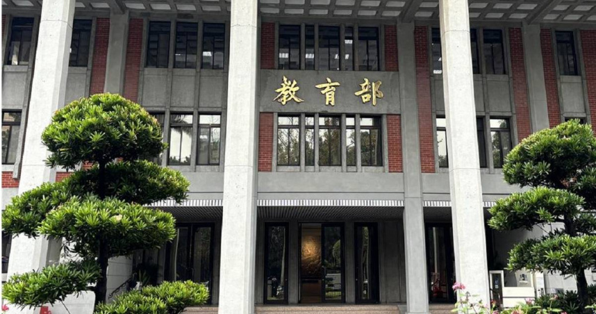 代理教師工會質疑部分私校向代理教師表示不採計年資，教育部表示，代理教師提敘新制定於8月1日施行，教育部將督請地方政府落實。（圖／報系資料照）