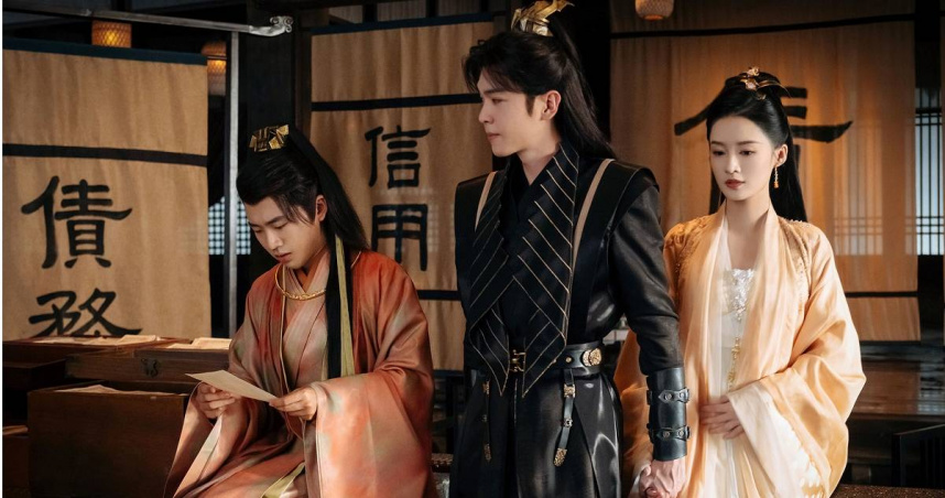 張若昀與郭麒麟在《慶餘年2》是相愛相殺兄弟檔。（圖／中天娛樂台提供）