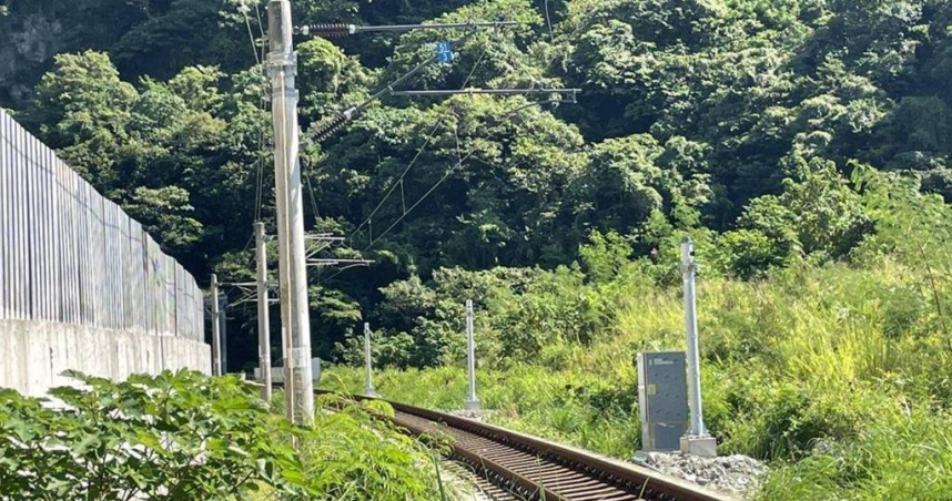 台鐵邊坡落石告警系統。（圖／台鐵公司）