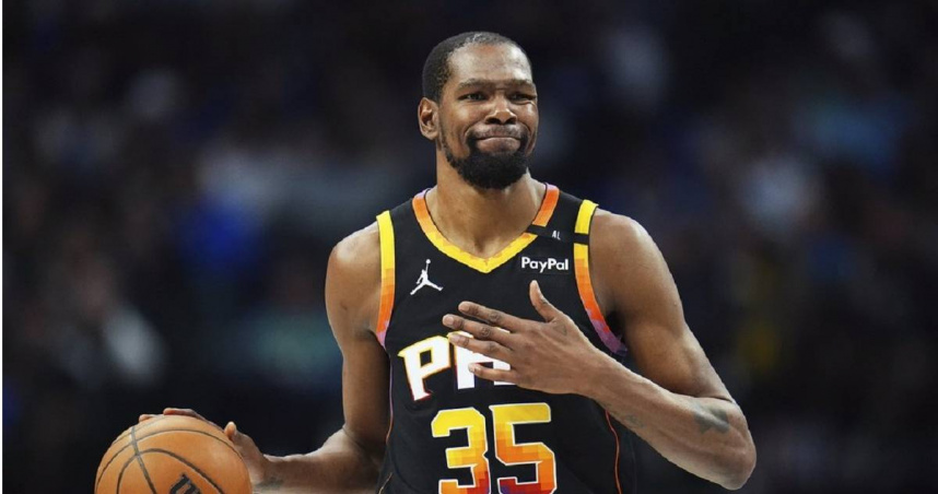 杜蘭特有機會跟火箭完成2年1億美元續約。（圖／達志／美聯社）