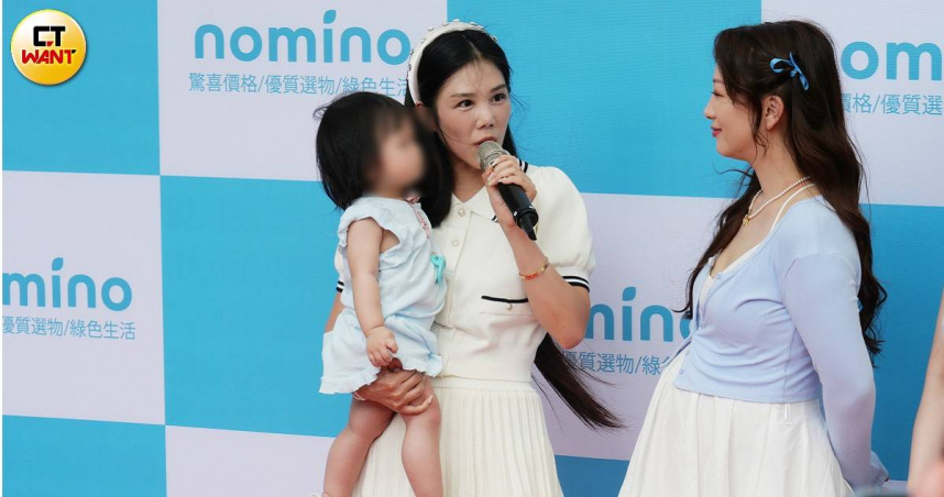 楊晨熙日前抱著女兒出席活動十分賣力。（圖／本刊攝影組）