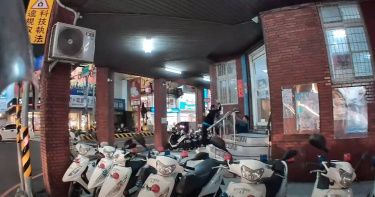 台南昨晚發生隨機攻擊。（圖／翻攝自臉書／台南大小事）