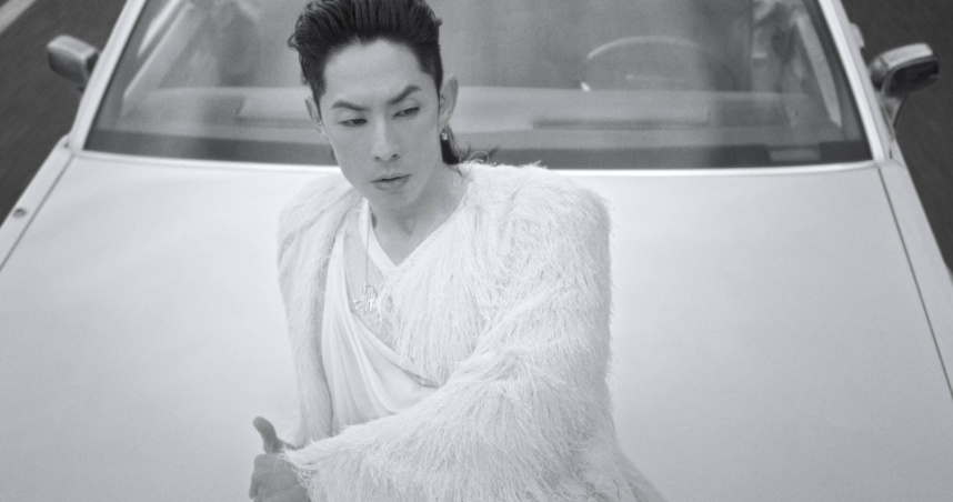 「跟周杰倫拚了！」　吳建豪連三支MV出動復古名車