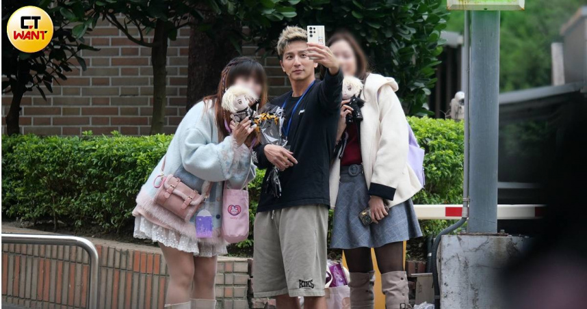 奶爸放風1／婚姻、團體停擺　楊奇煜深夜不歸「全男行程」曝光