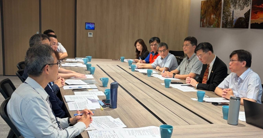 內政部次長董建宏拜會臺北市副市長張溫德，雙方就加速營建剩餘土石方去化等政策進行討論。（圖／翻攝自內政部媒體群組）