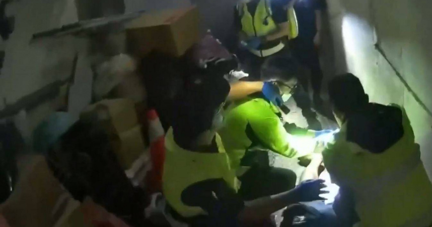 板橋男跌進地下室雙腿骨折！　CT檢查竟發現「腹腔藏3顆子彈」