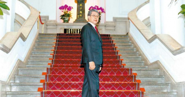 李登輝鼓勵楊烈演總統「要認真」 幽默喊話羅時豐靠他賺錢「要請客」