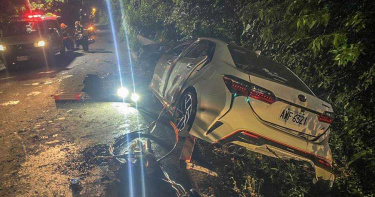 新竹五指山車禍!轎車「自撞山壁護欄」 2死4傷