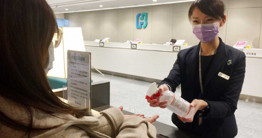 新冠肺炎賠不賠?新光人壽今天鬆口跟進遠雄 「健康險」將不主張除外責任