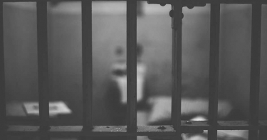 受刑人寂寞難耐!律師「30張性愛圖片」送進監獄下場GG了