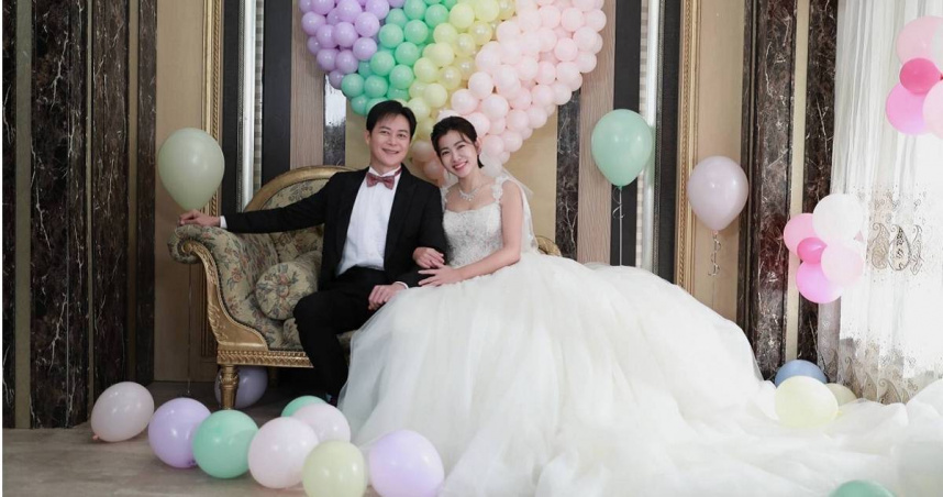 王燦與米可白為戲拍攝婚紗照。（圖／民視）