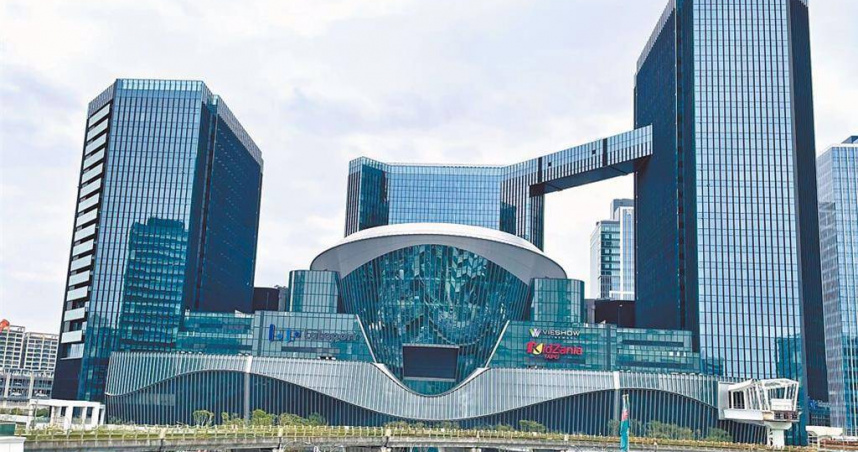 南港LaLaport將於3月20日正式開幕，約有300家專櫃進駐。（圖／三井提供）