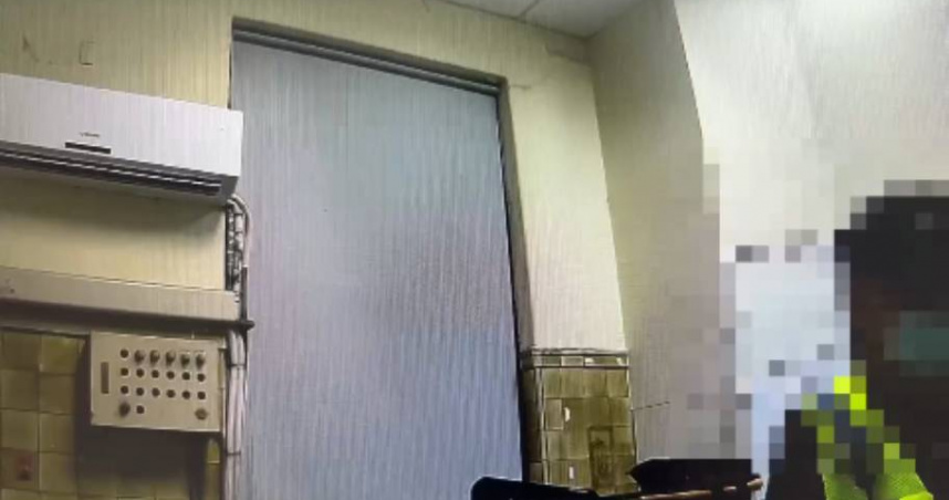 一名洪姓男子不滿自己在台大治療肝炎7年不成，卻成肝癌，竟對台大醫生出手痛揍。（圖／翻攝畫面）