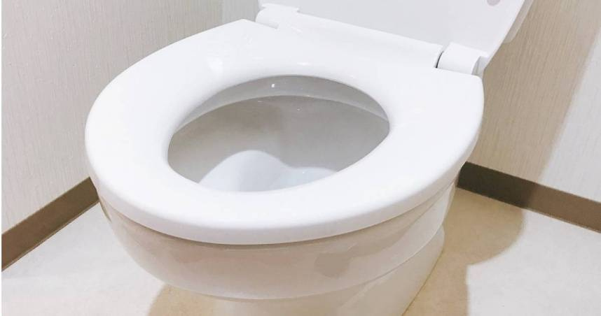 市面上越來越多主打「可沖入馬桶」的產品，但有日本專家透露，千萬不要真的丟進馬通，因為同樣會造成馬桶堵塞或故障。（示意圖／photoAC）