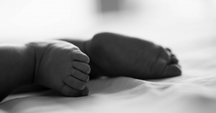 嘉義六腳鄉發現棄嬰死亡案，印尼女移工逃逸警方追查中。（圖／示意圖，Unsplash）