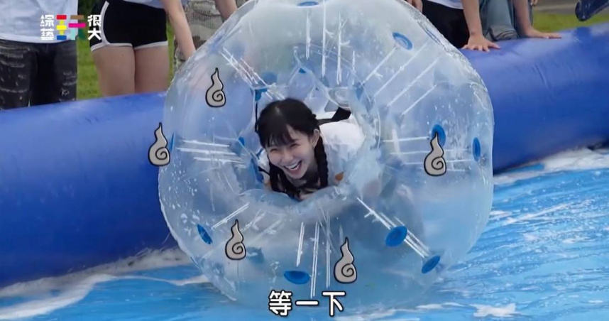 阿樂遭到KID捉弄360度瘋狂大旋轉。（圖／綜藝玩很大提供）