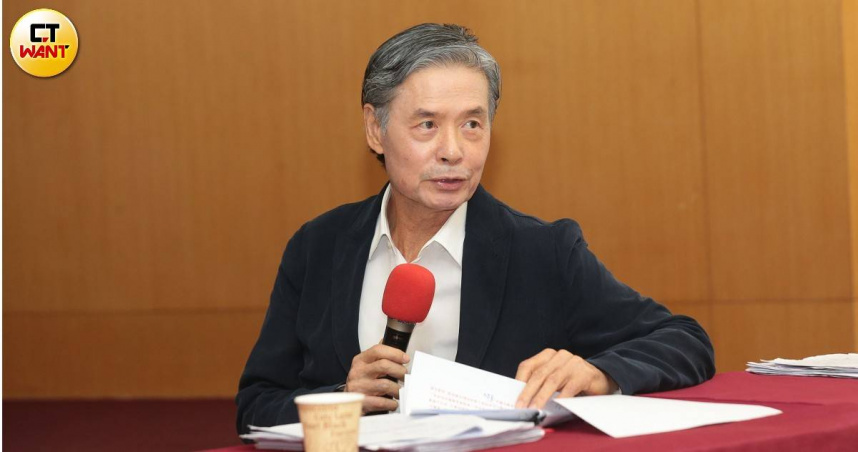 金溥聰指控馬英九基金會年終獎金未見入帳紀錄，已違反財政紀律。（圖／周志龍攝）