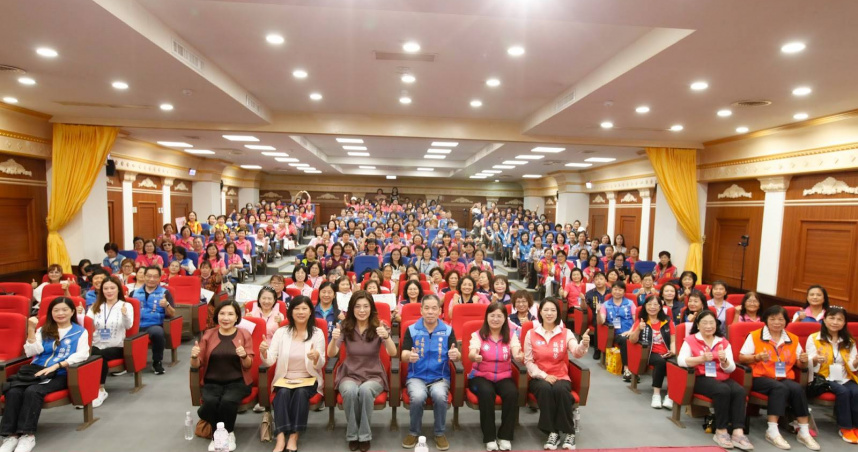 國民黨主席鄭麗文29日出席桃園市婦女菁英領袖成長營。（圖／取自國民黨網站）