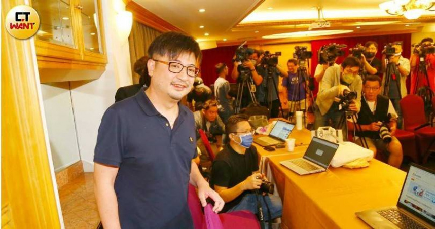 彰化縣議長謝典霖涉賄選遭當庭逮捕聲押。（圖／CTWANT攝影組）