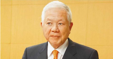 涉違法背信!永豐金創辦人何壽川收3億回扣 一審判8年半