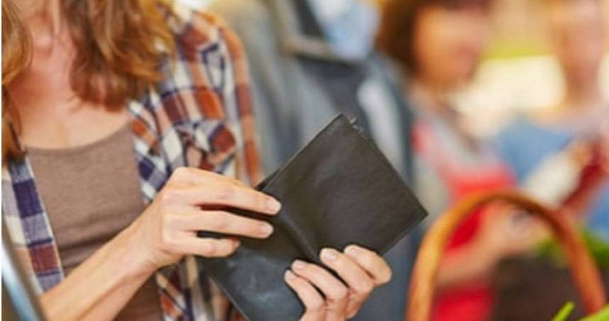 市場對通膨的擔憂升溫，美國股市遇「黑色星期五」、主要指數齊挫。（圖／eurostat）