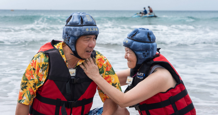 謝瓊煖怕水慘變落湯雞　怒嗆洪都拉斯「這安排太不OK」