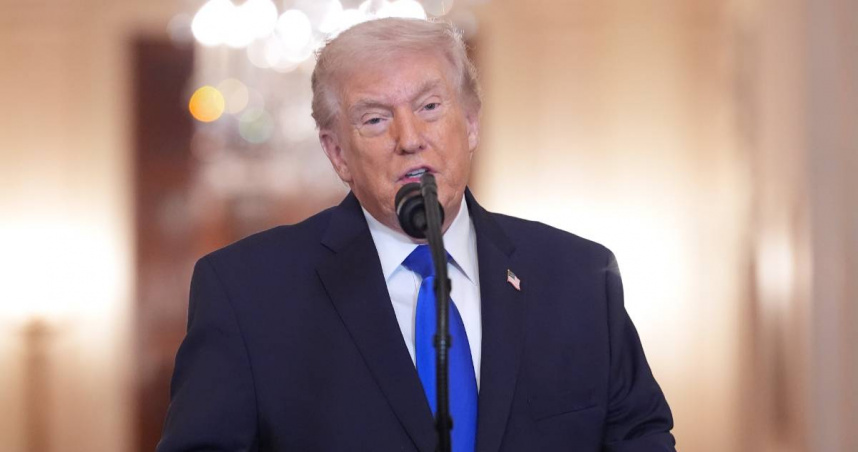 川普要伊朗無條件投降。（圖／達志／美聯社）