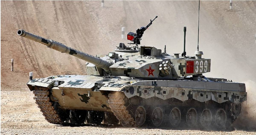 解放軍第3代「ZTZ-96主戰坦克」因尺寸較小且重量較輕，更適合透過兩棲登陸艦與氣墊船運輸。（圖／翻攝自維基百科）