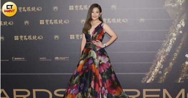 金曲31/梁靜茹6度擦身歌后 秀出「握手裡的小抄」淚灑:就剩下我...