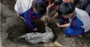 北港國寶級大師泥塑「倒水美人」 剛出土底座失竊嫌辯「借來學術研究」