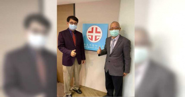 為診所私打疫苗槓柯市府 醫師公會:5千名基層醫護等不到疫苗