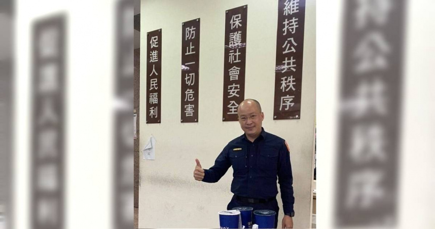 71歲美籍教授陳屍在汐止公寓多日，所長葉梓銘協助房東處理後事引發讚許。（圖／翻攝畫面）