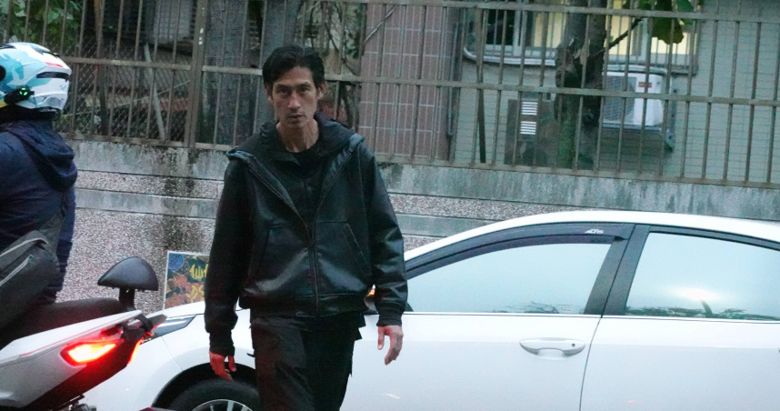 唐治平身形依然消瘦，但氣色看起來還不錯。（圖／本刊攝影組）