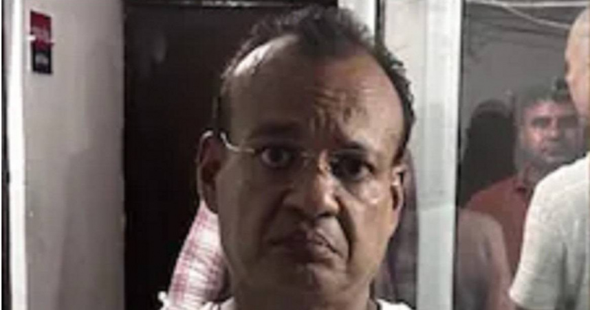 嫌犯賈恩自稱「大西南公國駐印總領事」，長年舉辦慈善宴會掩飾詐騙行為。（圖／翻攝自X）