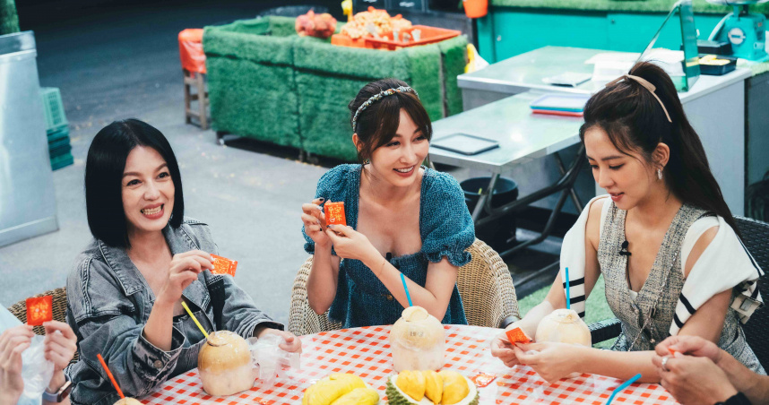 收視告捷，曾莞婷開心地表示「這趟新加坡行很值得」。（圖／東森綜合台提供）