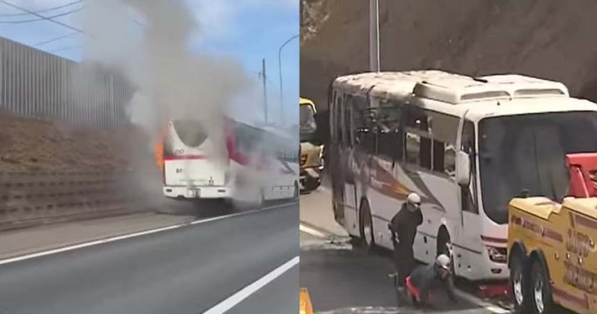 日本東京一輛旅遊巴士在高速公路上突然起火，所幸駕駛和40名乘客緊急疏散，無人傷亡。（圖／翻攝自YouTube／【FNNプライムオンライン】）