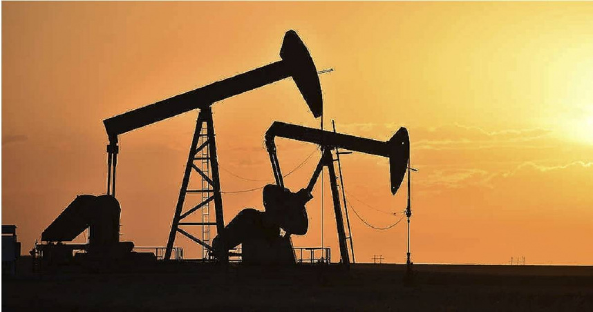 2月28日的伊朗戰爭爆發後，印度煉油商正購買數百萬桶即期交付的俄羅斯原油貨物。（示意圖／達志／美聯社）